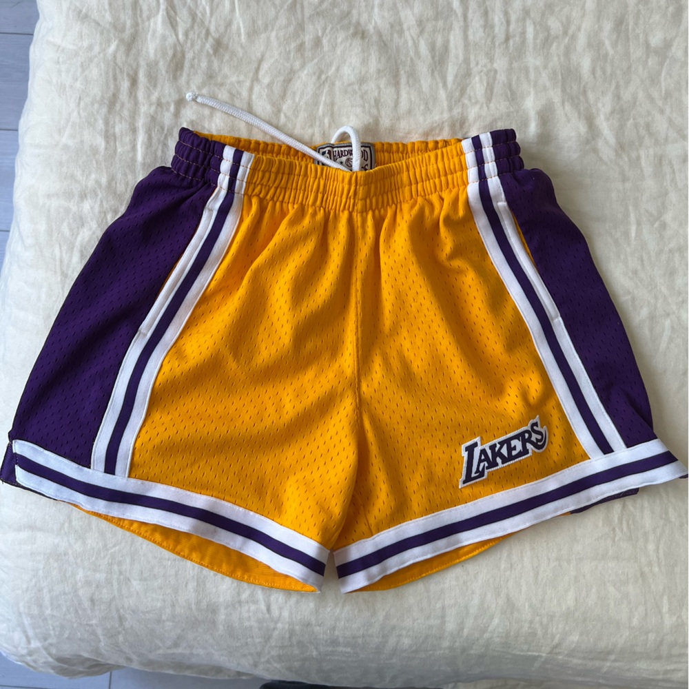 CULTURE KINGS LAKERS SHORTS